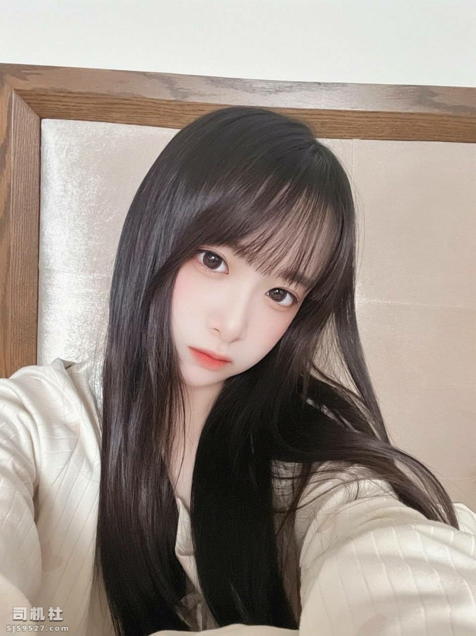 【PK】台湾萝莉甜妹【小妮娜lolixninax】自慰合集【133V 8.5G】-燃欲社