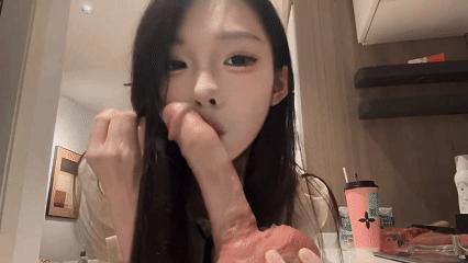 图片[2]-【PK】抖音超美反差博主【妮子roo8888s】露脸嫩逼自慰【19V 61P 651M】 - 燃欲社-燃欲社