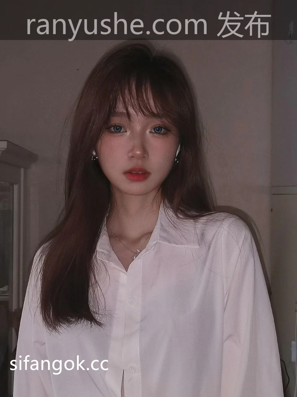 【PK】深圳大学香港籍22级女神【谢百期】泄密资源【1V 121P 3.7G】-燃欲社