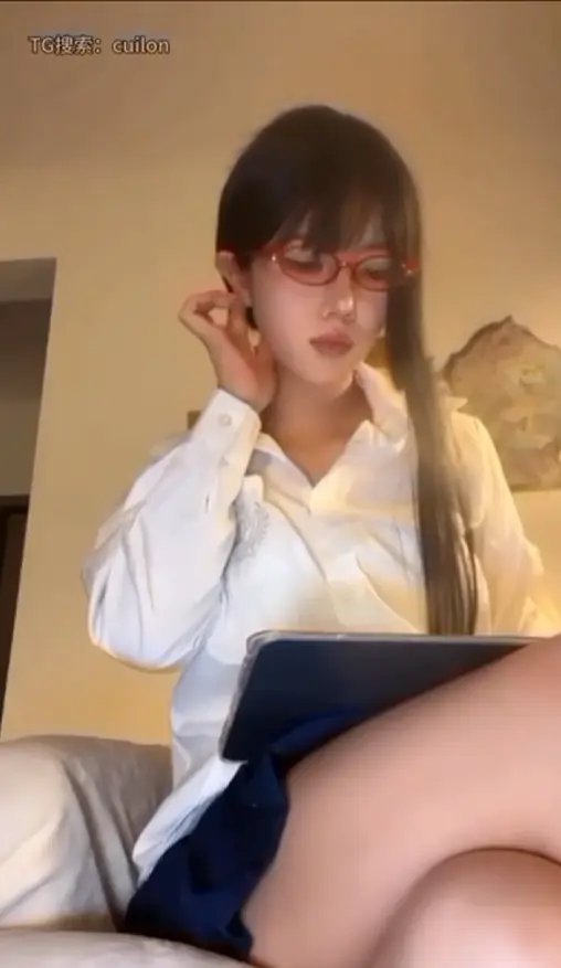 图片[7]-【PK】套路直播【托尔】FEMDOM调教辱骂丝足寸止合集【80V 35G】 - 燃欲社-燃欲社