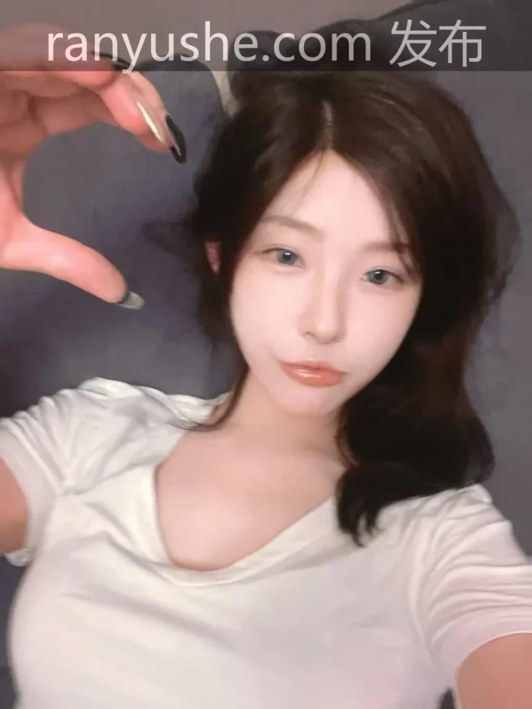 图片[4]-【PK】原档无水印 全妆女友挨操被颜射一脸【12V 11P 242M】 - 燃欲社-燃欲社